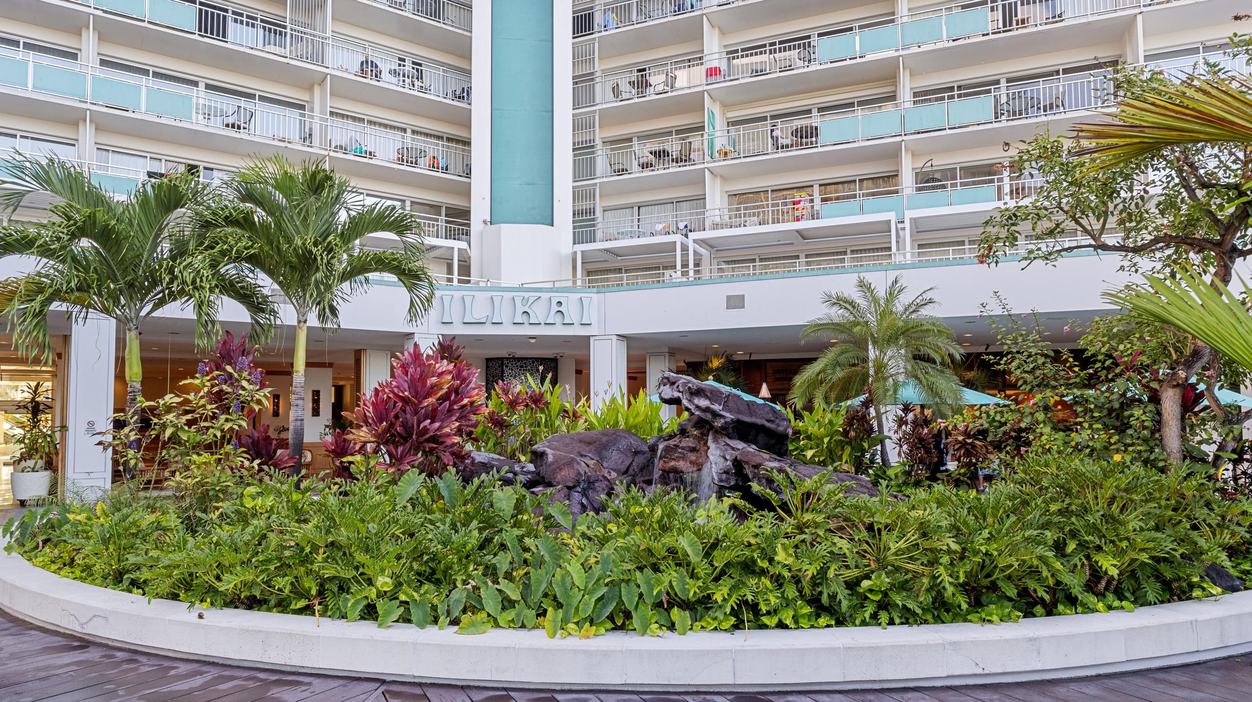 Condo in Honolulu · ★5.0 · 1 bedroom · 2 beds · 1 private bath - Image 17