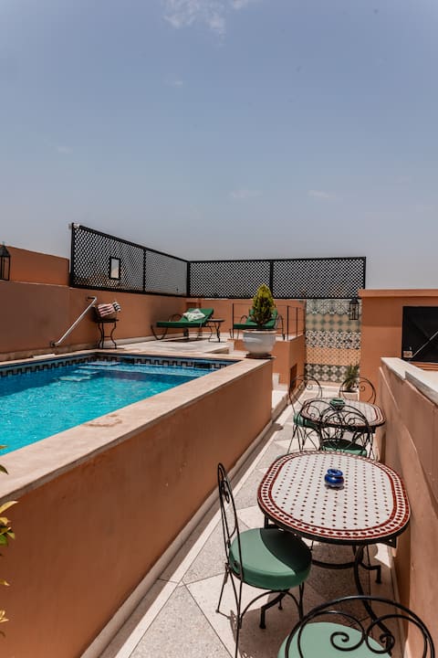 Riad Privatization Pool on rooftop