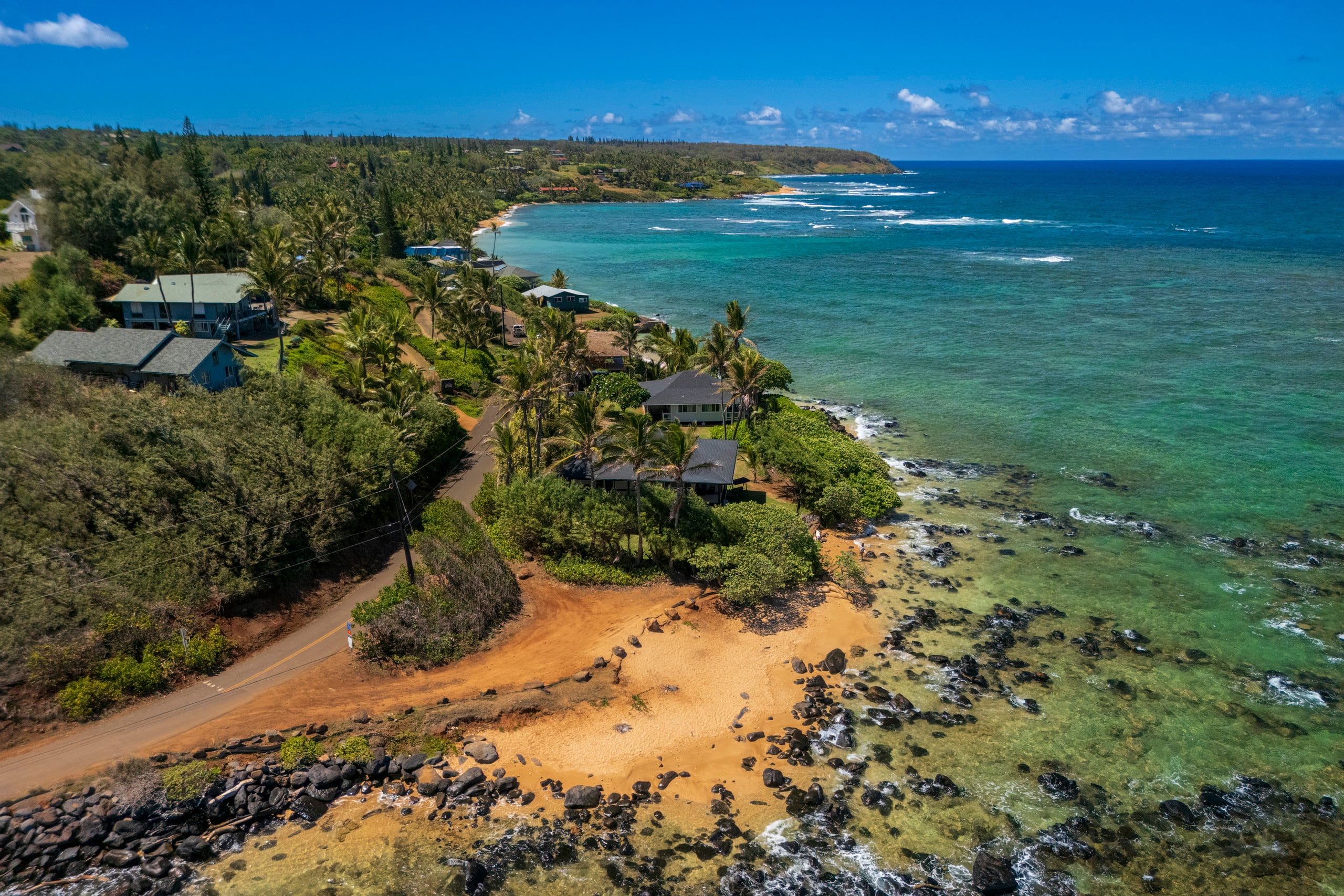 Home in Anahola · ★4.92 · 3 bedrooms · 5 beds · 3.5 private baths - Image 50