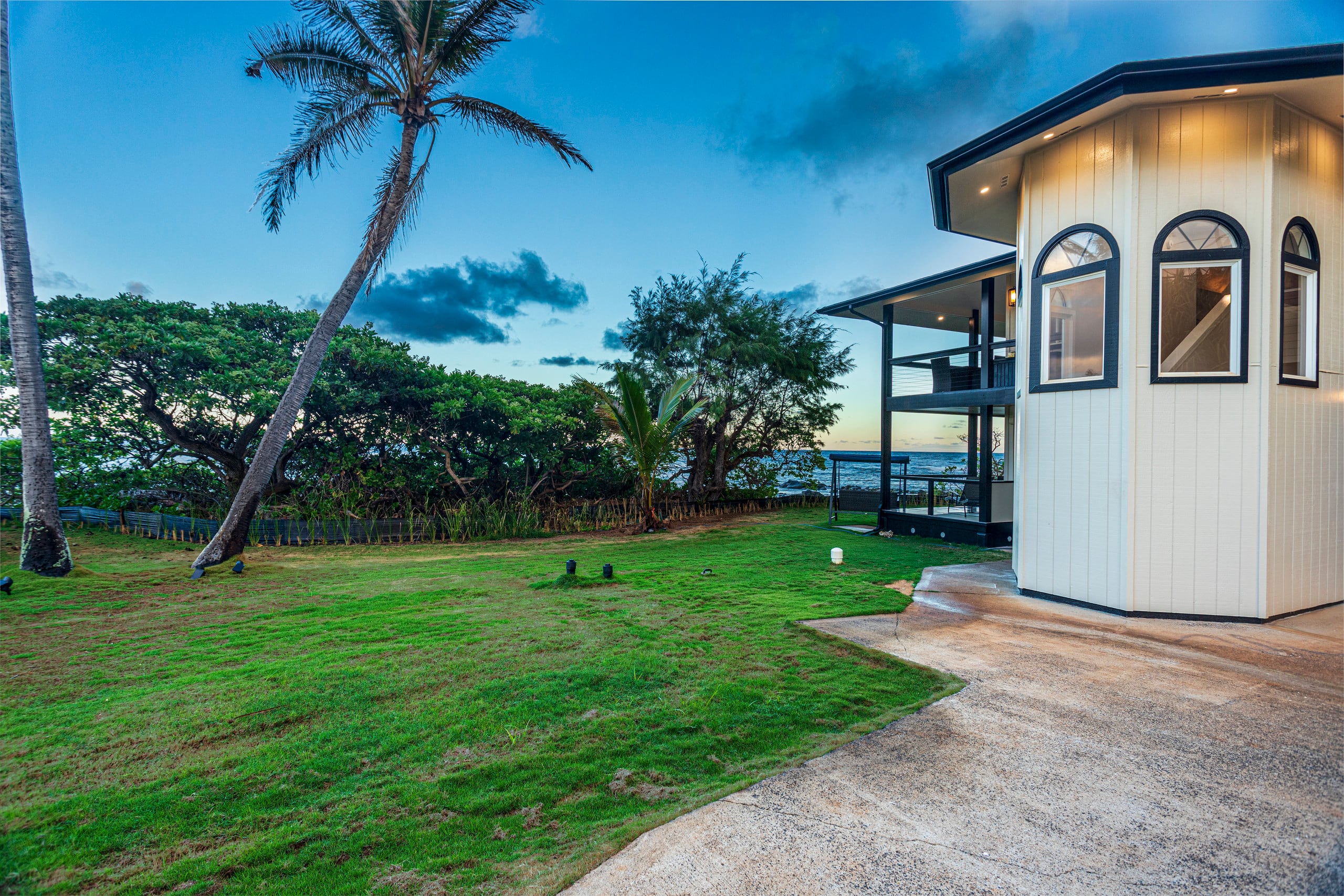 Home in Anahola · ★4.92 · 3 bedrooms · 5 beds · 3.5 private baths - Image 30