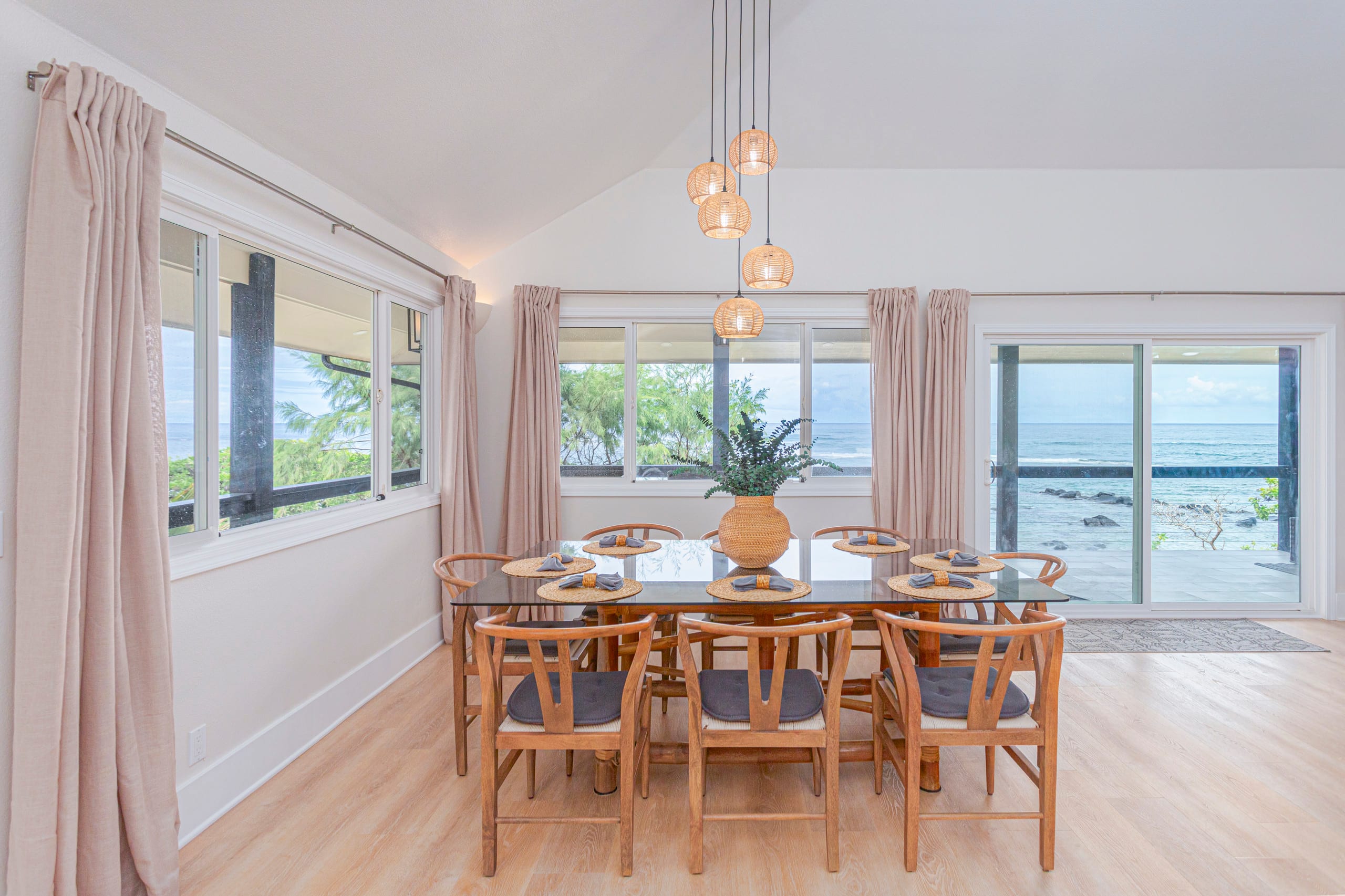 Home in Anahola · ★4.92 · 3 bedrooms · 5 beds · 3.5 private baths - Image 11