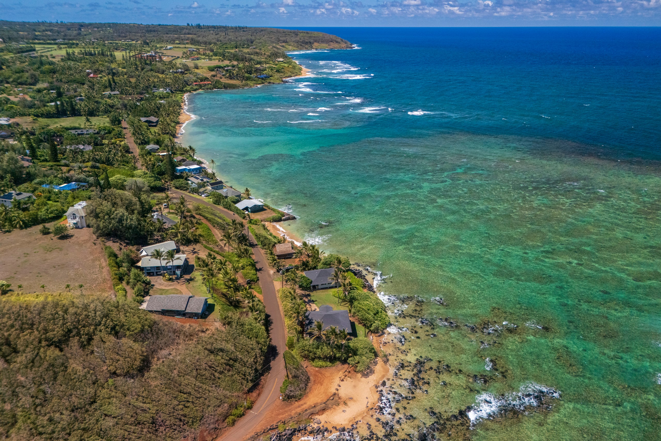 Home in Anahola · ★4.92 · 3 bedrooms · 5 beds · 3.5 private baths - Image 49