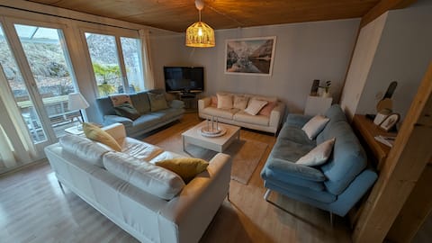 House "Eiger" with garden