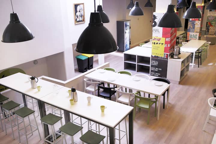 Cama En Dormitorio 24pax - Barcelone