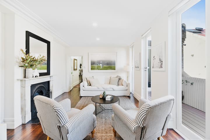 The Urban Luxury Stay - North Sydney