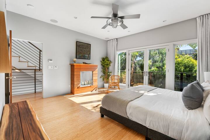 Vibrant SoCal Venice Beach Retreat gallery image 4