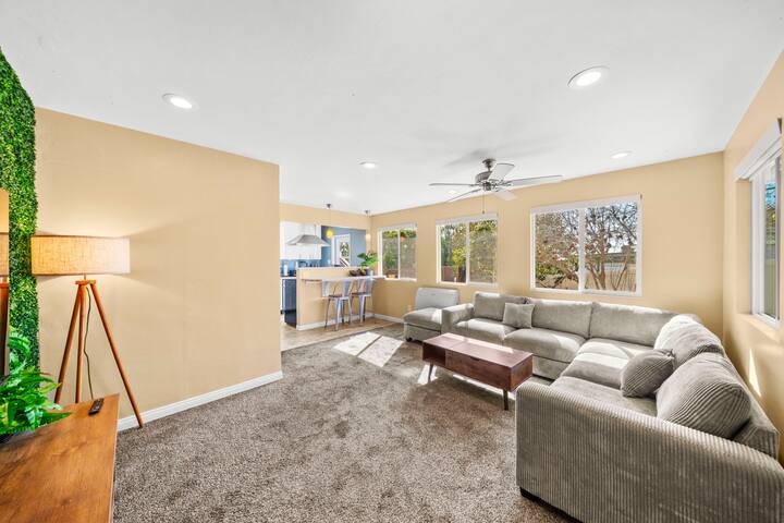 Westinghouse Park Retreat | Decks, BBQ, Fire Pits gallery image 5