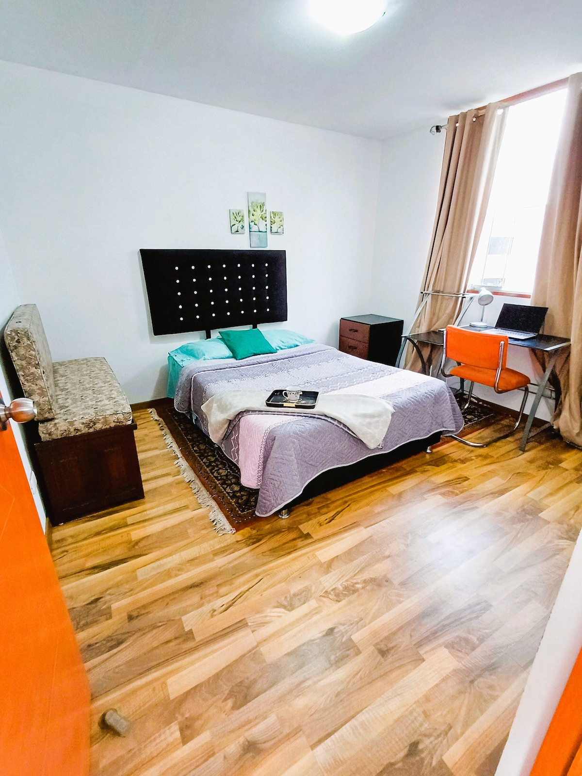 Ლეპტოპი არ შედის