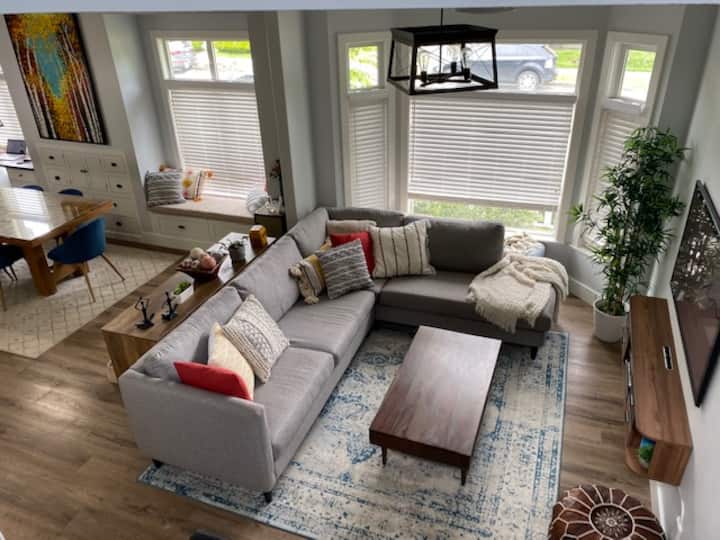 Beautiful Home Near Waterfront - Richmond