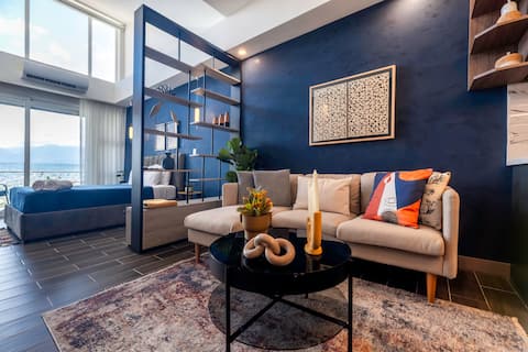 Designer Decor Just Minutes from Airport