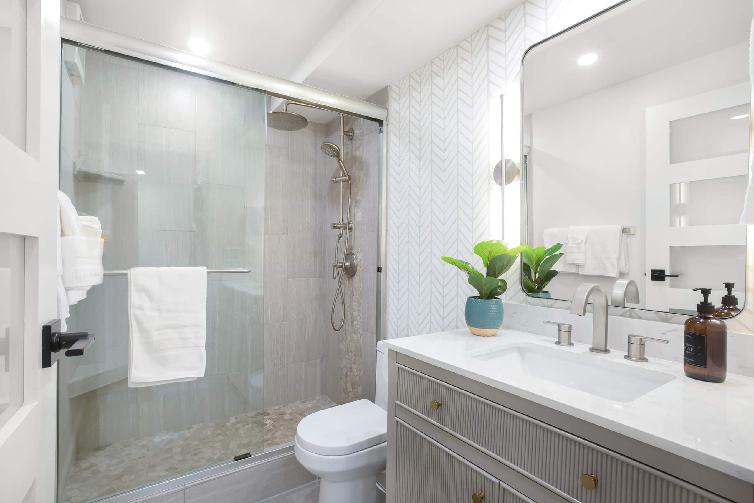Condo in Kihei · ★4.94 · 1 bedroom · 2 beds · 1 private bath - Image 21