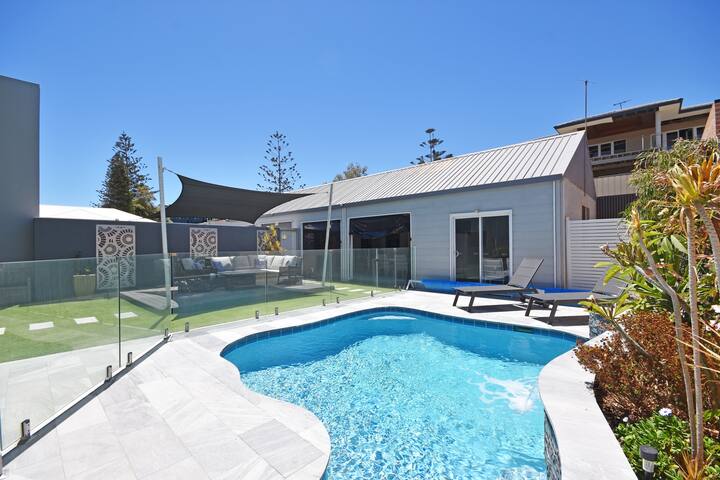Ocean Oasis Beach House with Pool gallery image 4