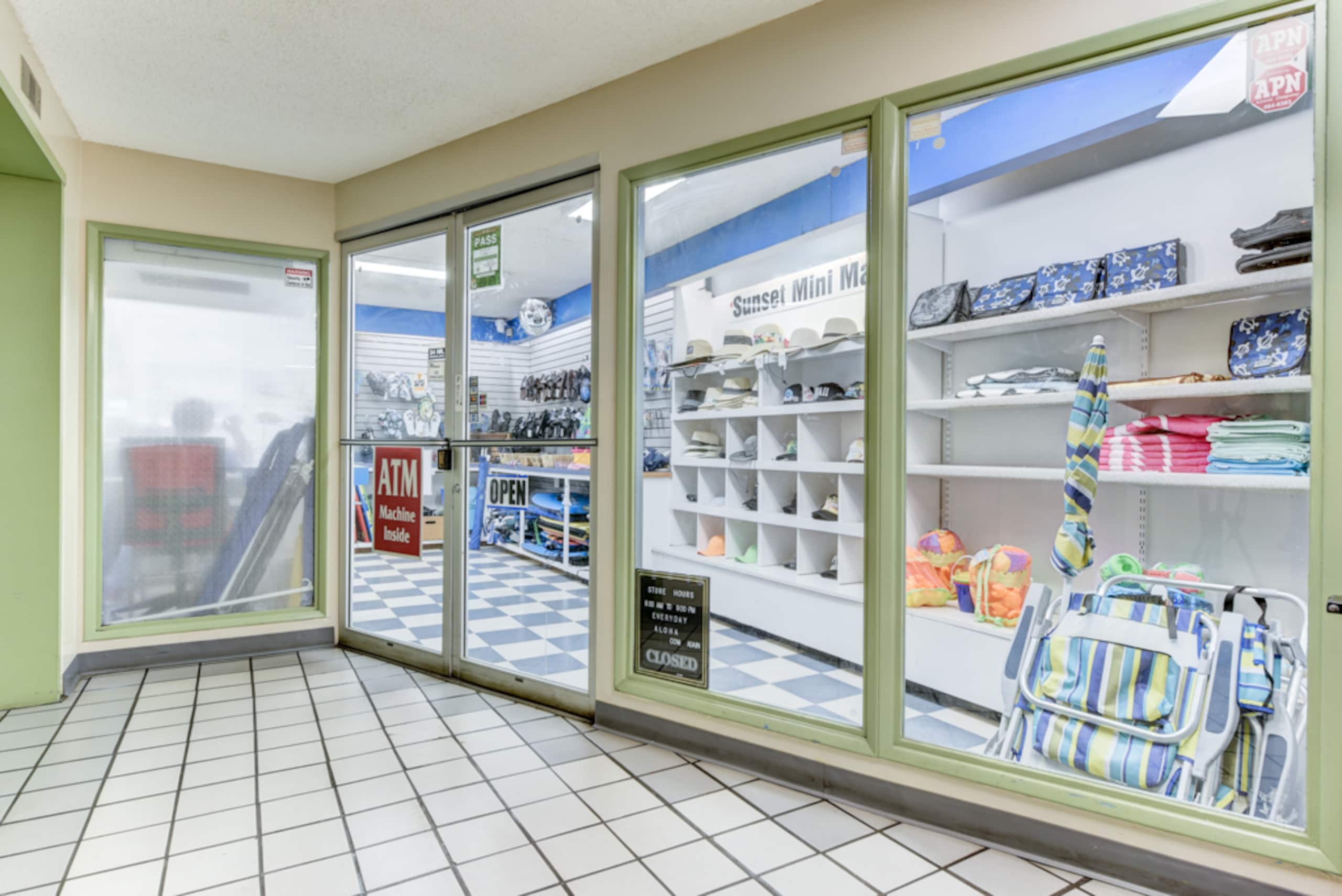 Fully renovated in May 2025/high 36th floor - Image 35