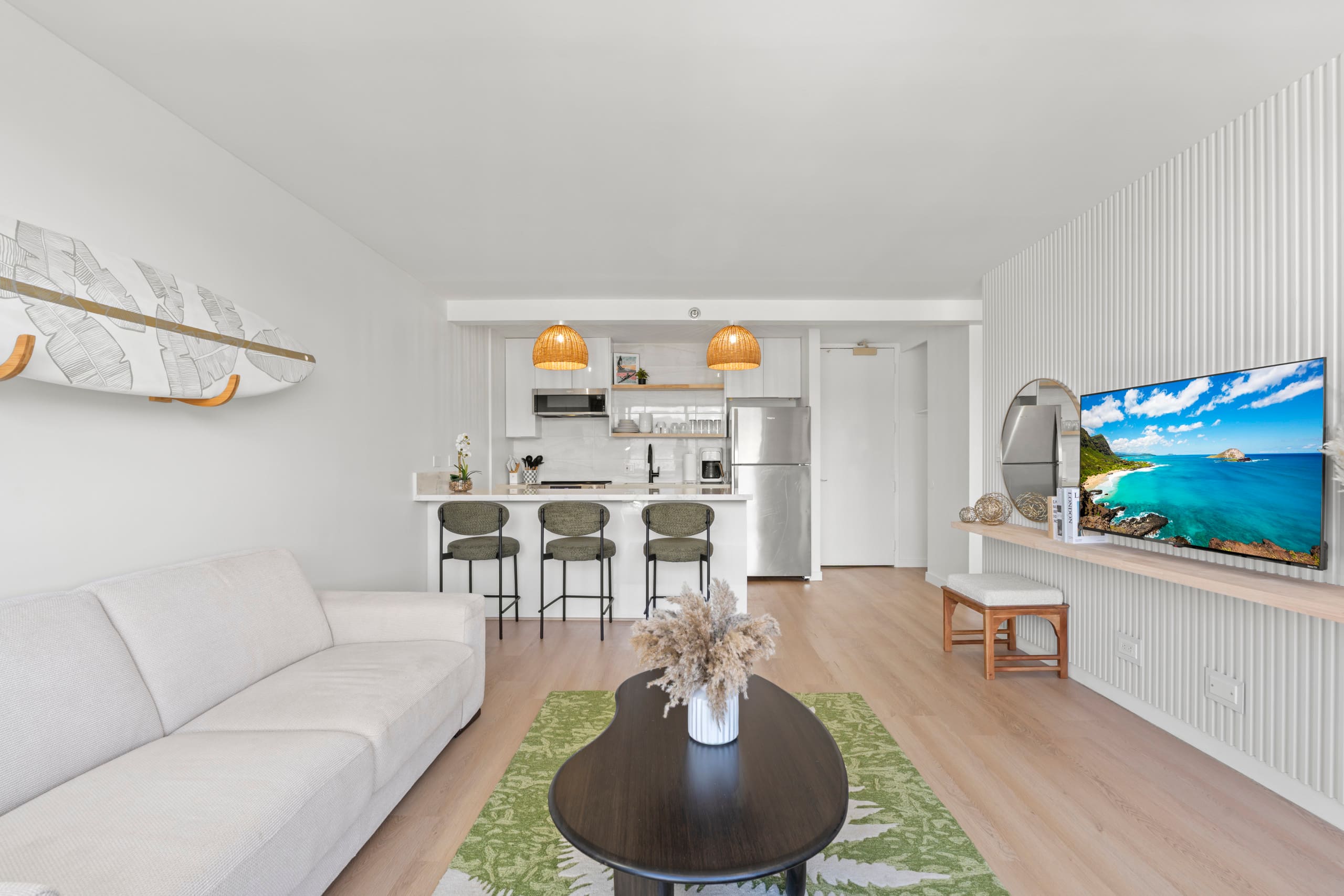 Fully renovated in May 2025/high 36th floor - Image 5