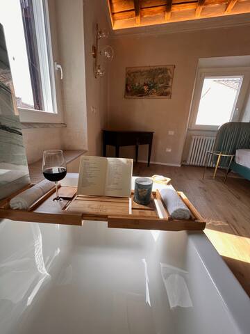 Trastevere’s Stairway gallery image 5