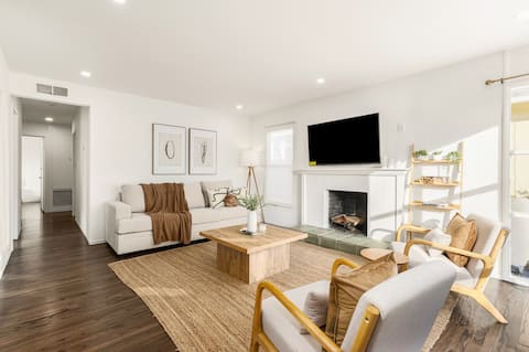 New! Stylish home in heart of Silicon Valley w/BBQ