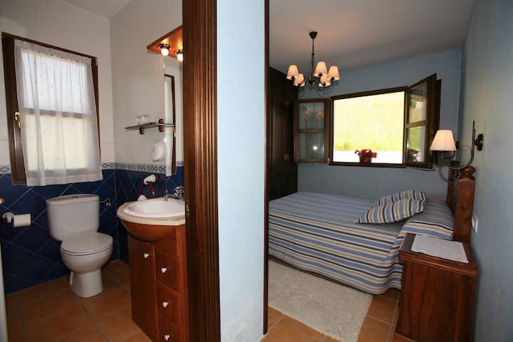 غرفة النوم 2