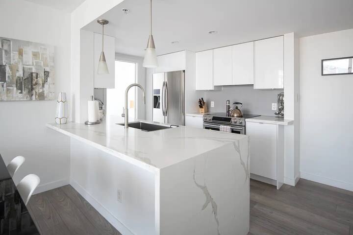 3 Bed Room Sub Penthouse Ocean and MountainView gallery image 3