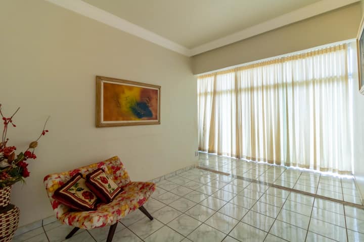 Integrated environment with balcony – natural lighting and ventilation
