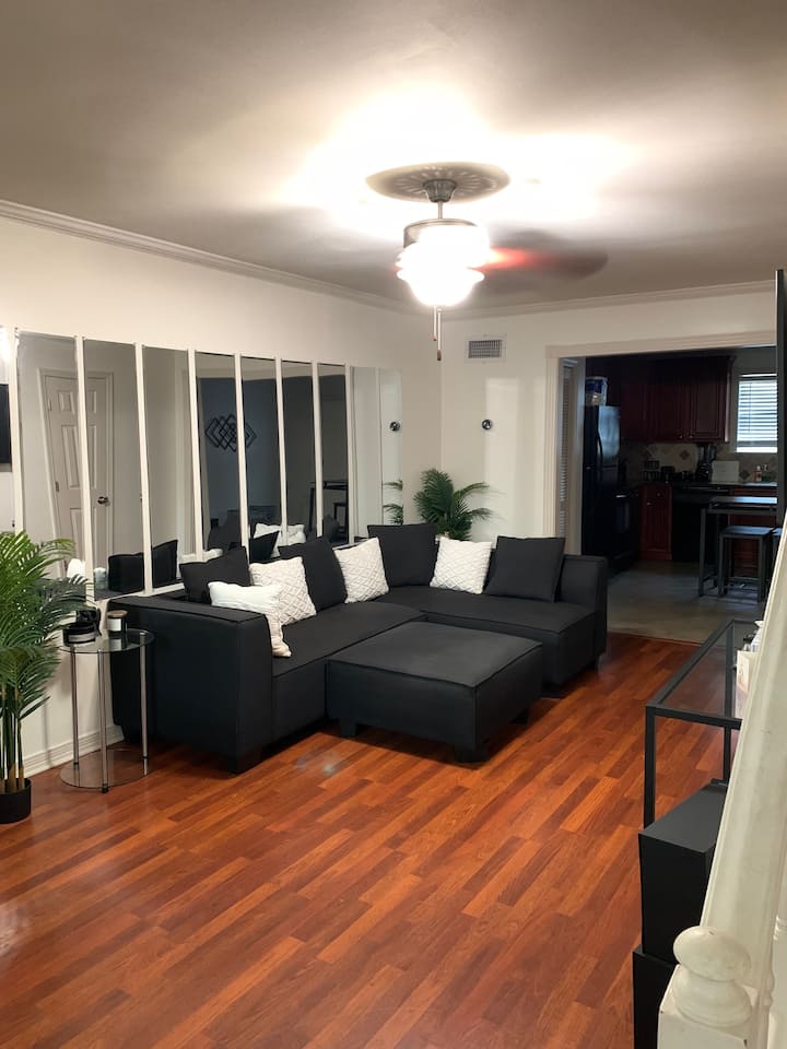 2bd/1.5ba 10 Min To Msy/nola/hospitals/refineries - Metairie, LA