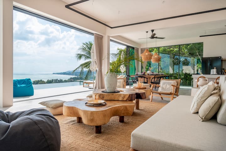 Brand new luxury 5 bedroom villa