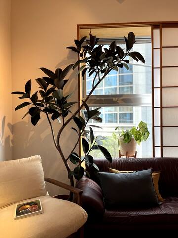 A Designer‘s Own Wabi-Sabi Apt_Newly open Mar 2025 gallery image 3