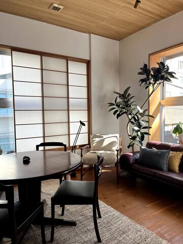 A Designer‘s Own Wabi-Sabi Apt_Newly open Mar 2025 gallery image 5