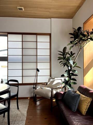 A Designer‘s Own Wabi-Sabi Apt_Newly open Mar 2025 gallery image 2