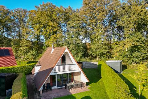 Houtduif | Comfortable home with sunny garden