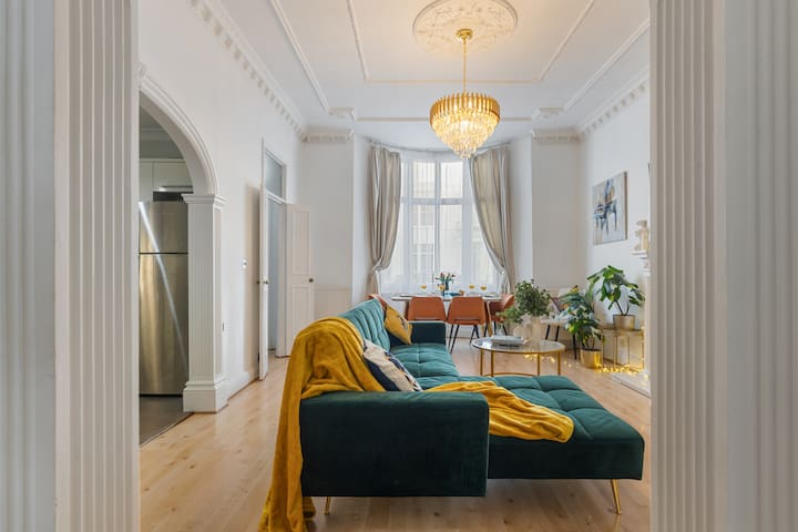 Entire Chic Apartment in Hyde Park