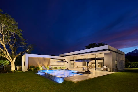 Farm via Santa Fe de Antioquia