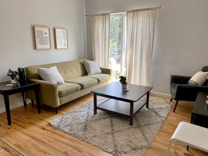 209 • Stellar 2br/2ba Central Hoboken Walk To Bus - Hoboken, NJ