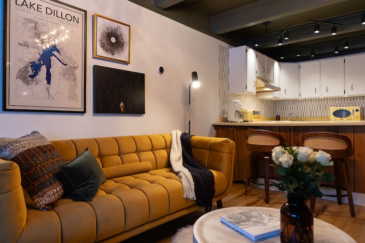 A Little Luxury, A Lot Vintage - Dillon, CO