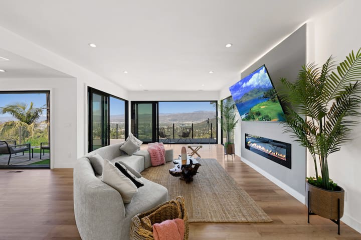 Charming 3BR w/Prime Location at Universal Studios gallery image 5