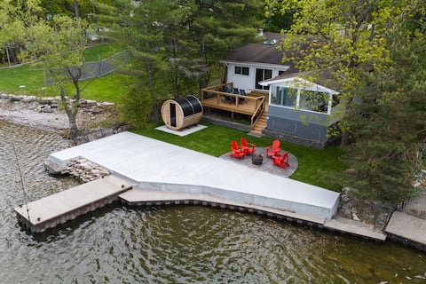 Lakefront with Sauna & Trails