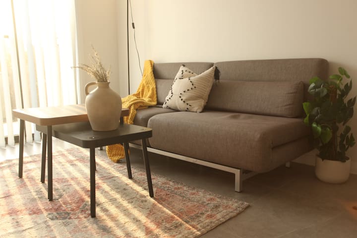 Modern Home Away At The Centre Of The Coast - Bateau Bay