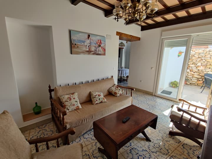 Casa Rural-granja (La Casa De La Abuela Juana) - Conil de la Frontera