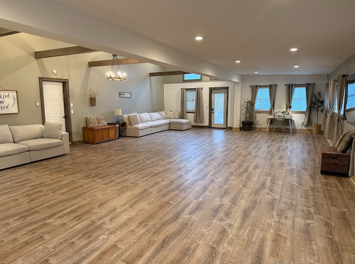 Zen Studio Event Space-sleeps 4 - Fairview, TN