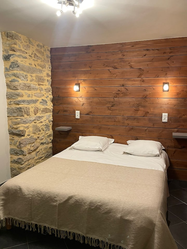 საძინებელი 4