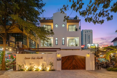 Casa Del Mar - 8 bedrooms - Best Villa In Da Nang