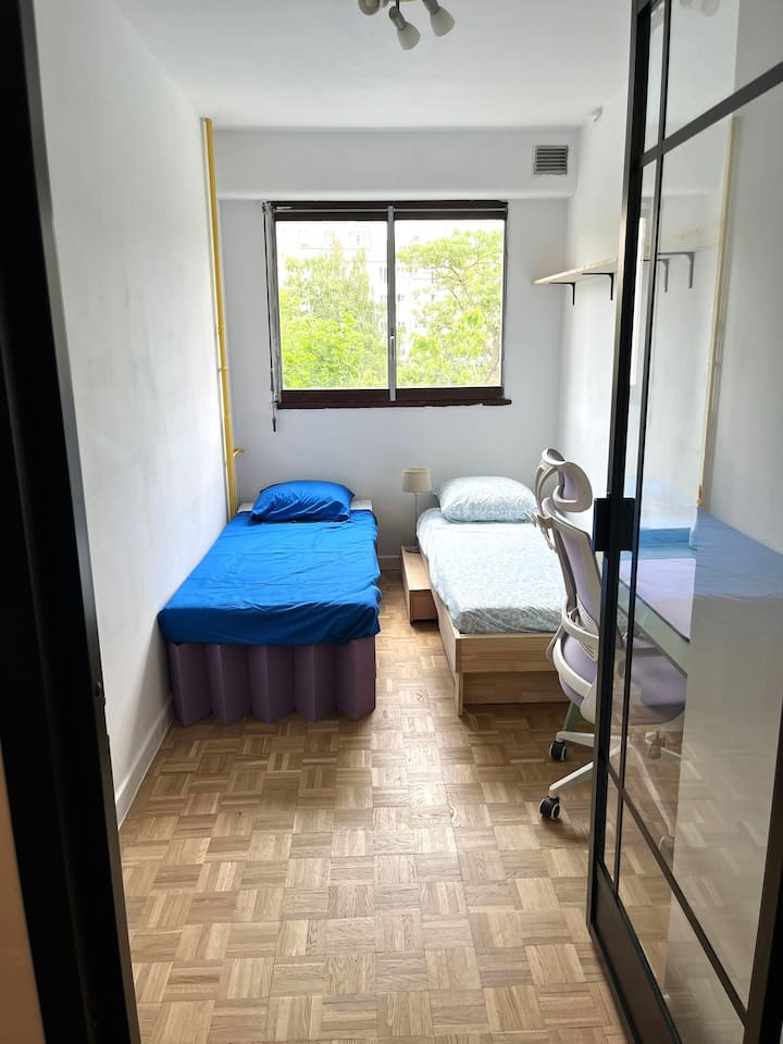 Mpangilio wa 1: vitanda viwili vya mtu mmoja 80x200.