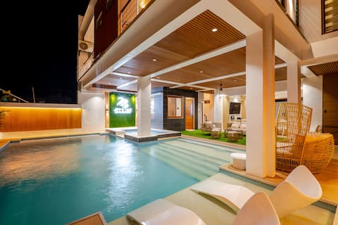 Hot Spring w/ roof deck(Mountain view) Up to 30pax