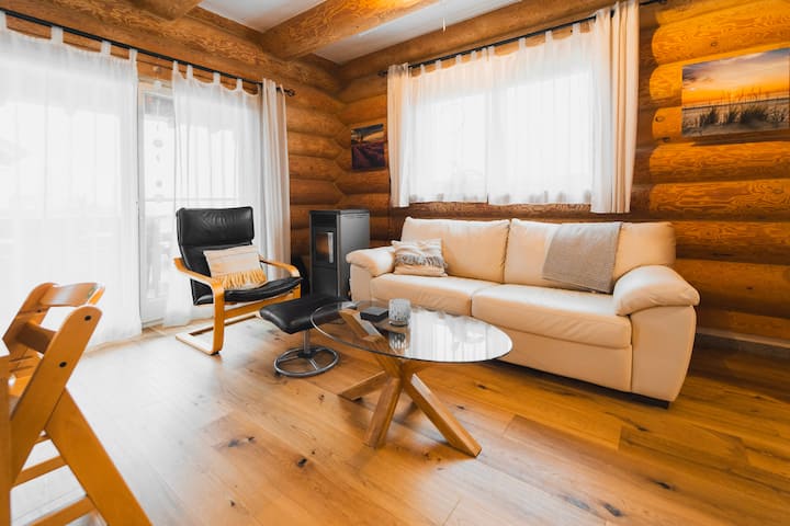 Naturstammhaus 160 Qm Mit Sauna Und Terrasse. - Schwarzwald