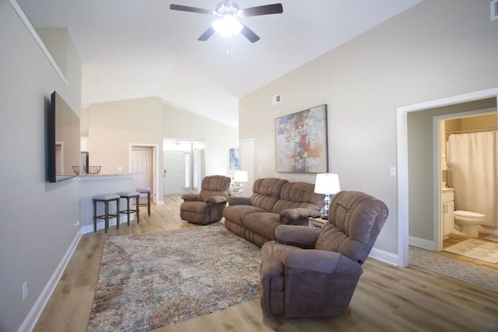 A Serene Stay In Southaven - Southaven, MS