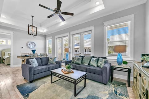 Top performing Airbnb: Prominence, The Big Chill! 2 Pools! 4 Bikes! in Crestview / Fort Walton Beach / Destin