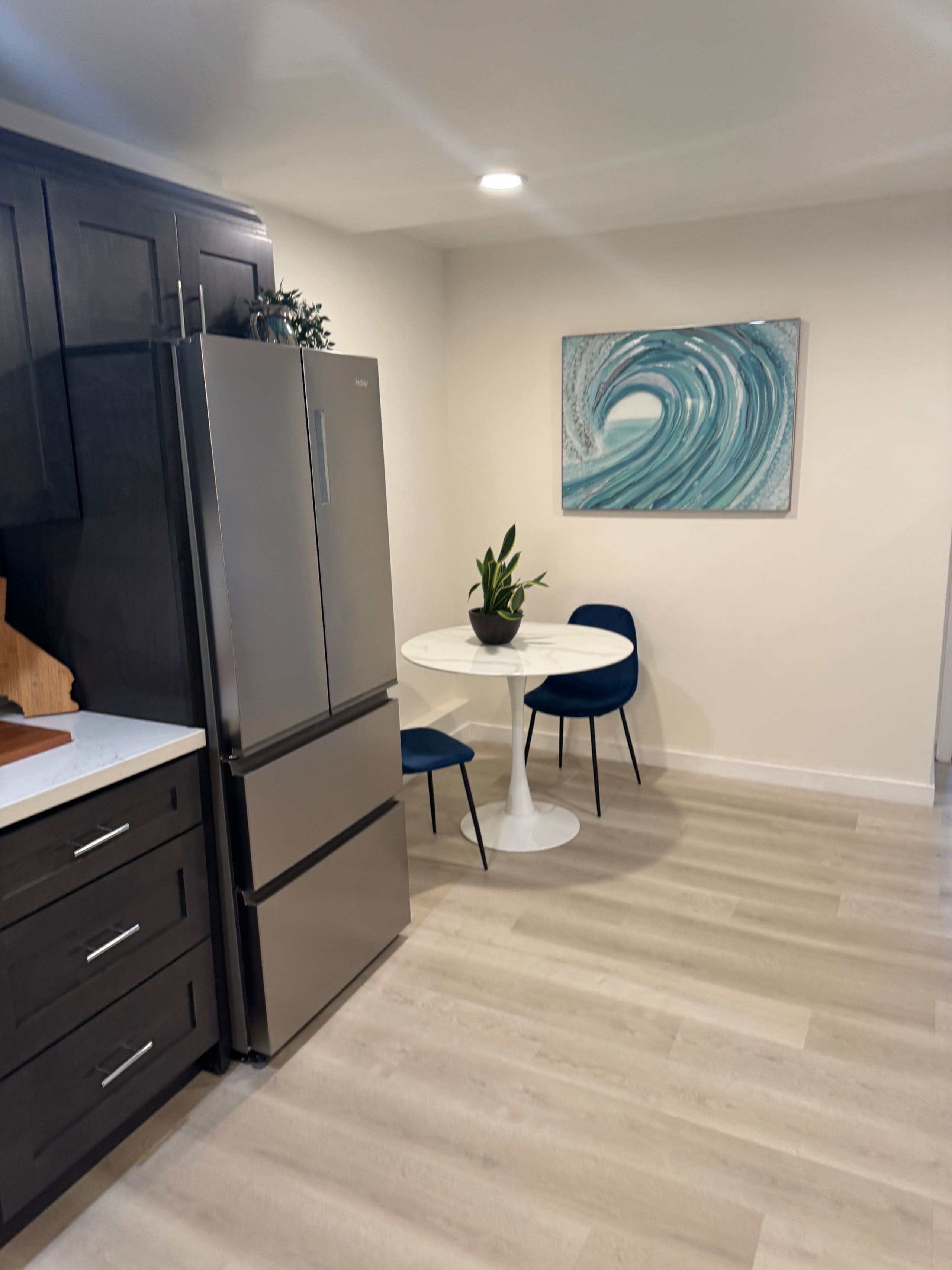 Beach Bungalow - Image 8