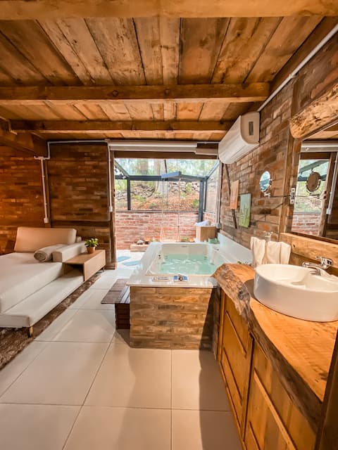 Zen chalet in Serra Gaúcha with breakfast