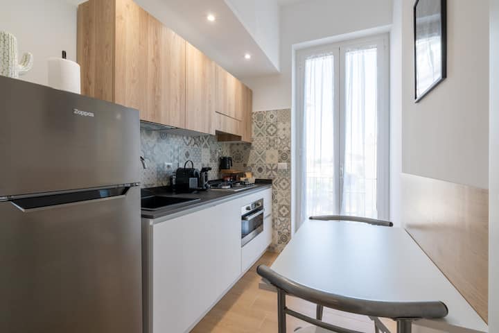 Cozy Studio Near St. Peter’s & Vatican - ローマ教皇庁 (バチカン)