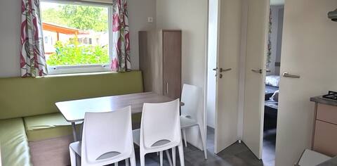 Successful Airbnb property: MH TV, 3 bedrooms, 6 people La Tranche-sur-Mer. O'Gliss Park in Angles