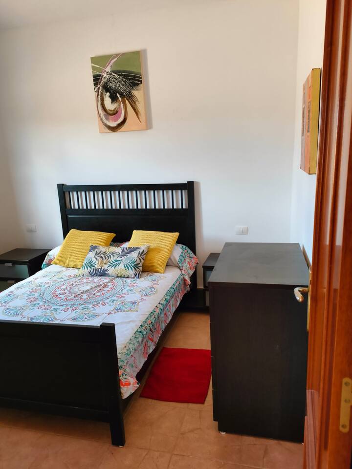 საძინებელი 1